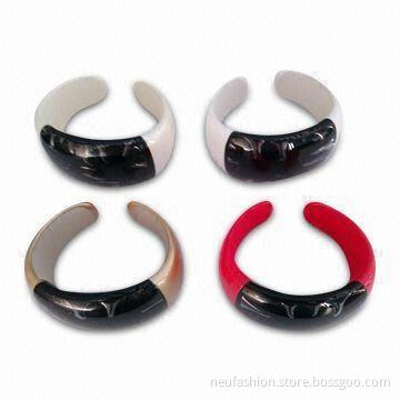 Bluetooth Bracelets with Caller ID BW13, Two-button Operating System and 72 Hours Standby Time